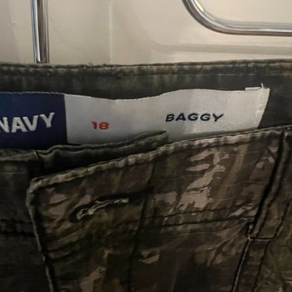 Kids Old Navy Olive Green Camo Cargo Pants